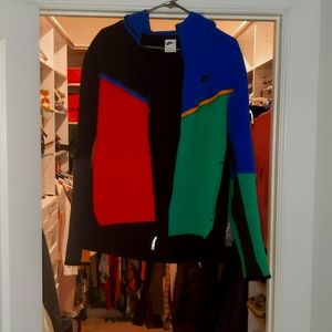 Nike Sweatshirt lightly used Medium